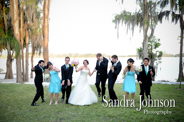 Best Lakeside wedding at Paradise Cove in Orlando, Florida - Wedding photographer - Sandra Johnson (SJFoto.com)